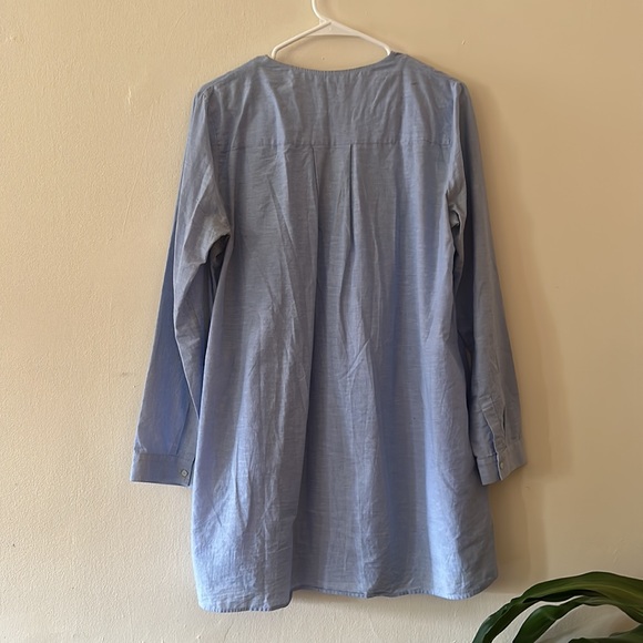 COS Light blouse / tunic with pockets - Picture 3 of 3